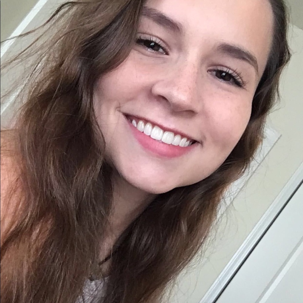 Meet your Posher, Tessa